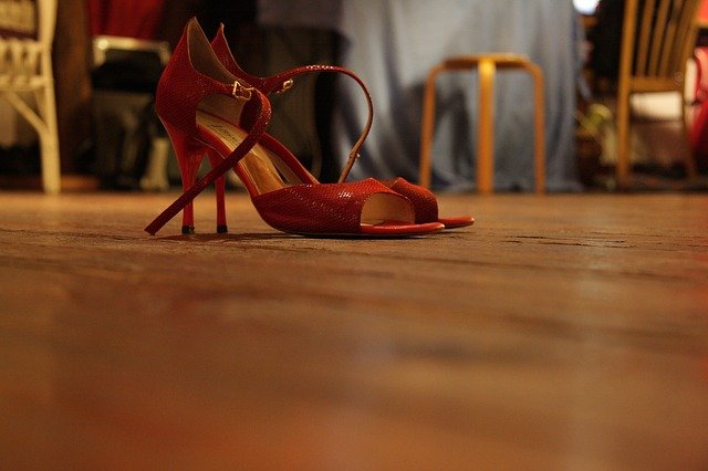 taneční boty pro ženu